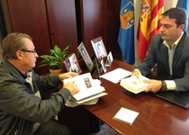 El Ayuntamiento intercederá en Diputación para una publicación en lengua francesa