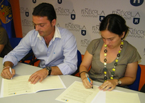 La Generalitat y el Ayuntamiento de Peñíscola acuerdan descuentos para los usuarios del Carnet Jove