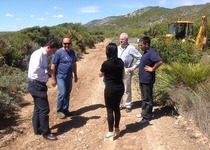 El Ayuntamiento de Peñíscola mejora el firme de los caminos rurales del Parque Natural de la Sierra de Irta