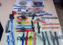 El Grupo de Operación Nocturna de la Policía Local de Peñíscola incauta más de 80 artículos de top manta en su primer fin de semana de funcionamiento