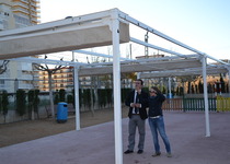 El Ayuntamiento de Peñíscola renueva los entoldados del CEIP Jaime Sanz