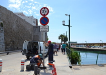 El Ayuntamiento de Peñíscola pone en marcha la regulación de tráfico en el Casco Antiguo para el periodo estival 