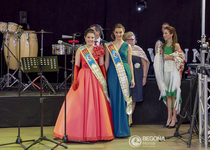 Una nueva Dama se ha presentado este fin de semana, en esta ocasión, de la mano de la Asociación Cultural de Moros i Cristians.